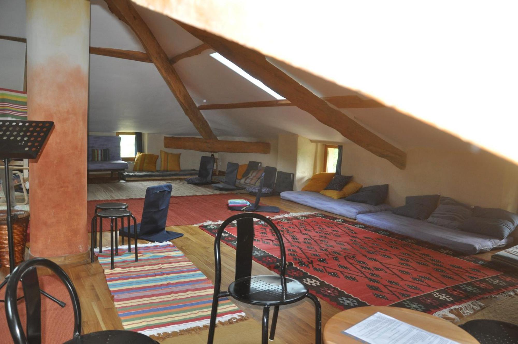La Source, Vegetarian Guest House Chabeuil Luaran gambar