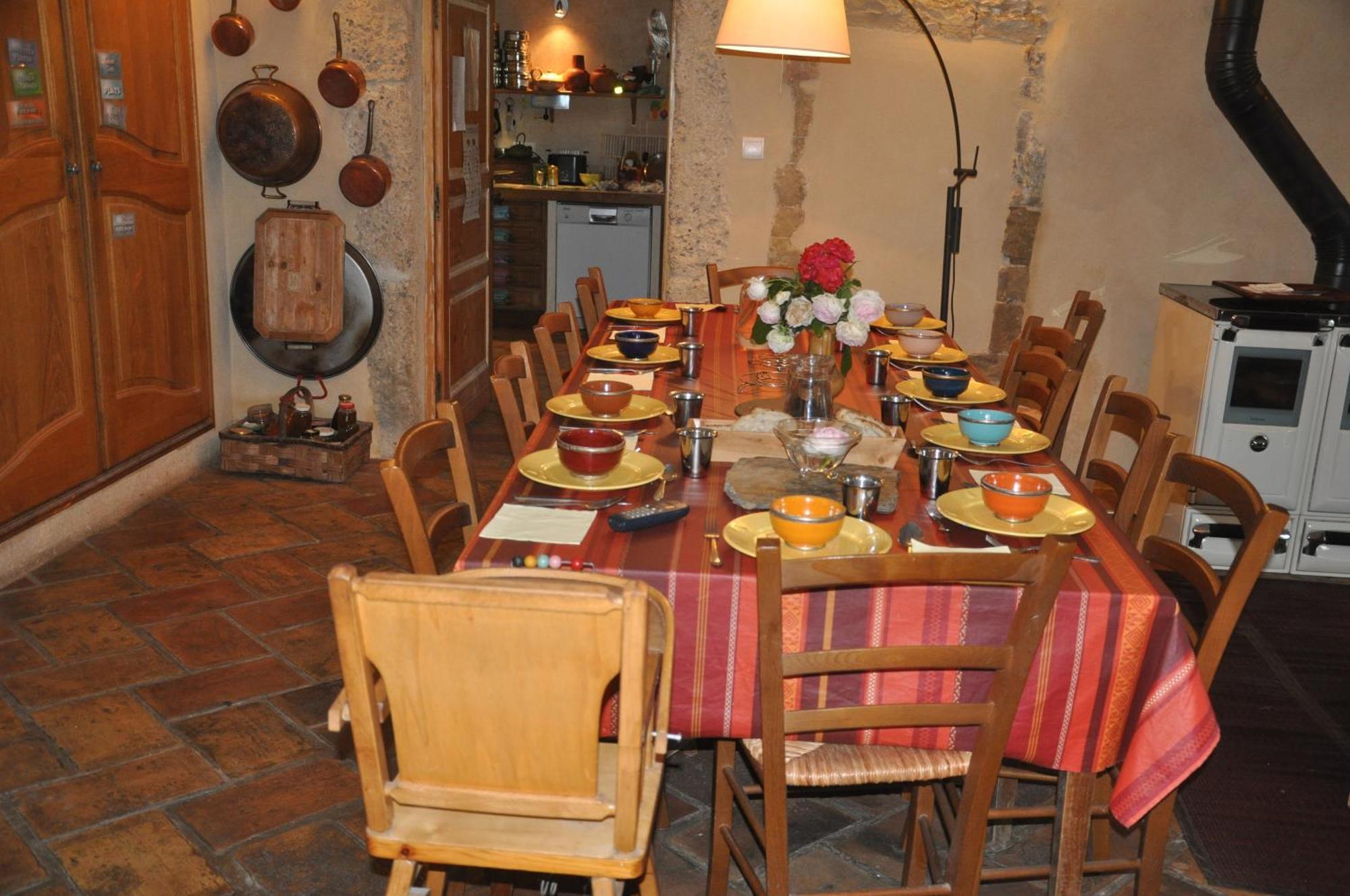 La Source, Vegetarian Guest House Chabeuil Luaran gambar